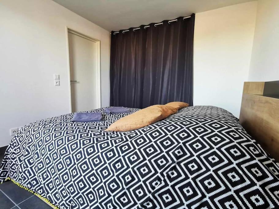 Le Petit Roof Top*Clim*Wifi Miramas Ngoại thất bức ảnh